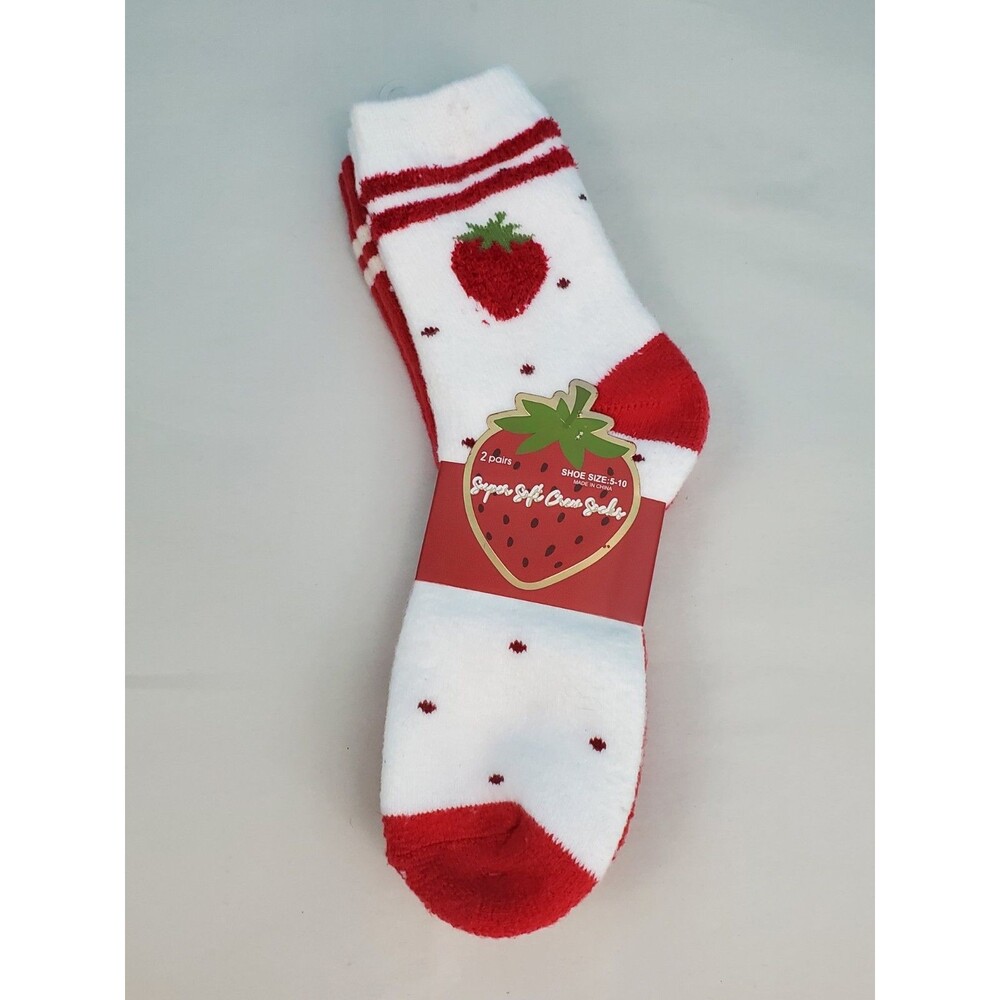 Super Soft Crew Socks Strawberry Pattern Shoe Size 5-10 Cozy Fuzzy Holiday 2...